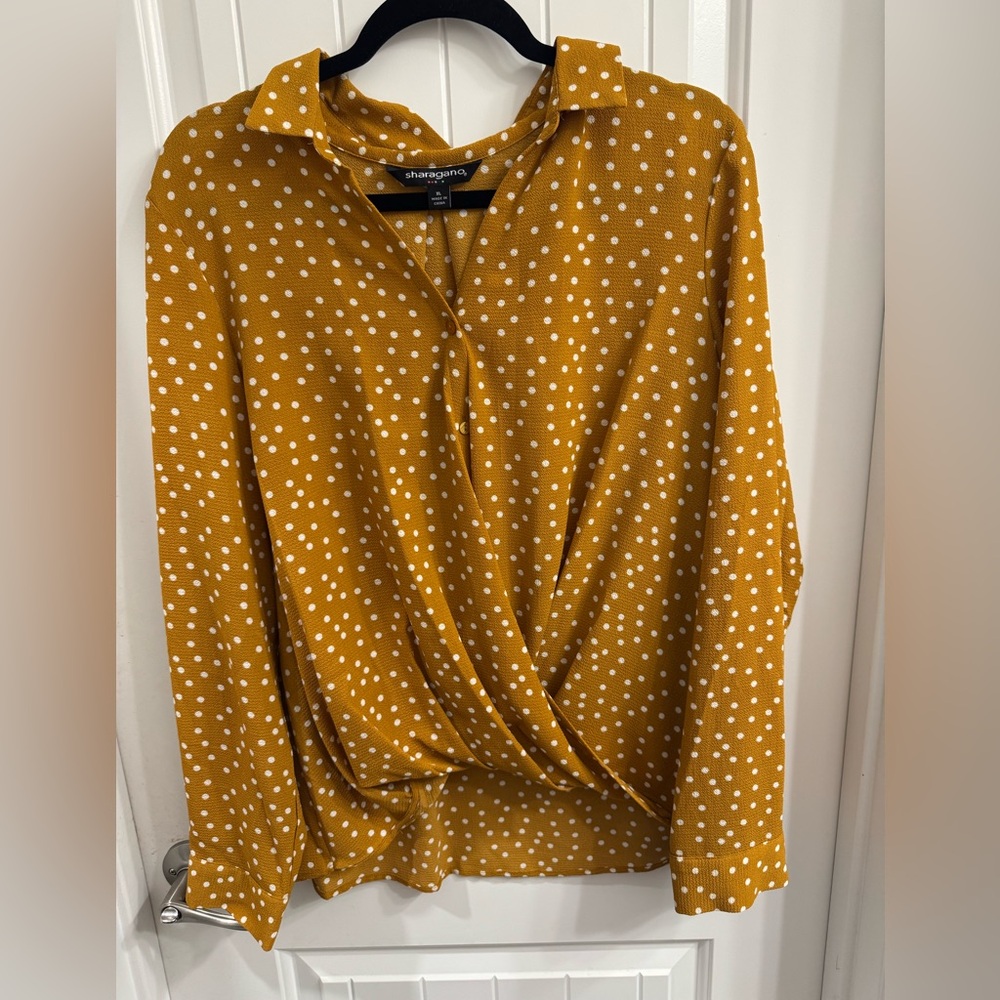 Sharagano XL Yellow/White Polka Dot Top